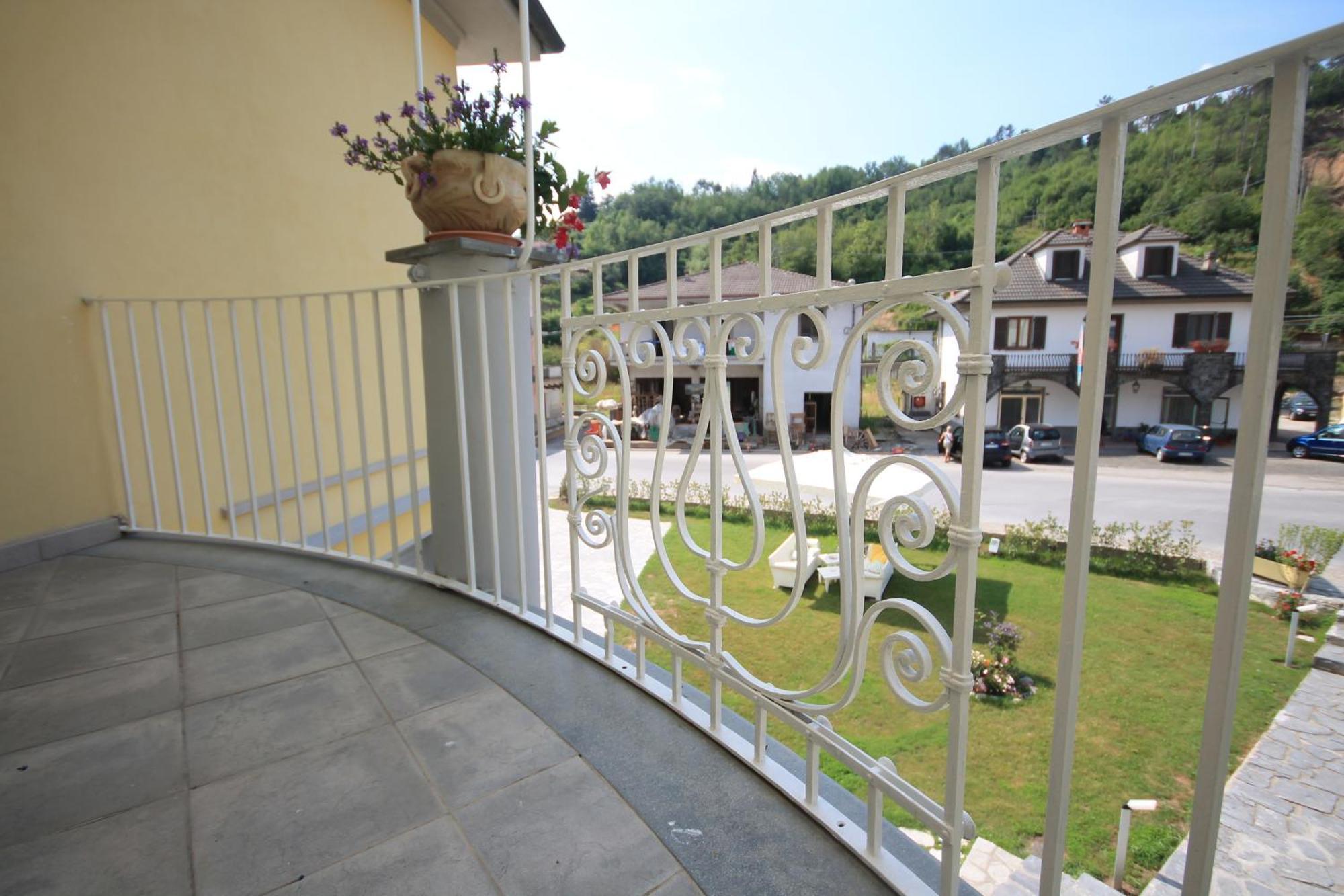 Affittacamere Bel Sole Borghetto di Vara Buitenkant foto
